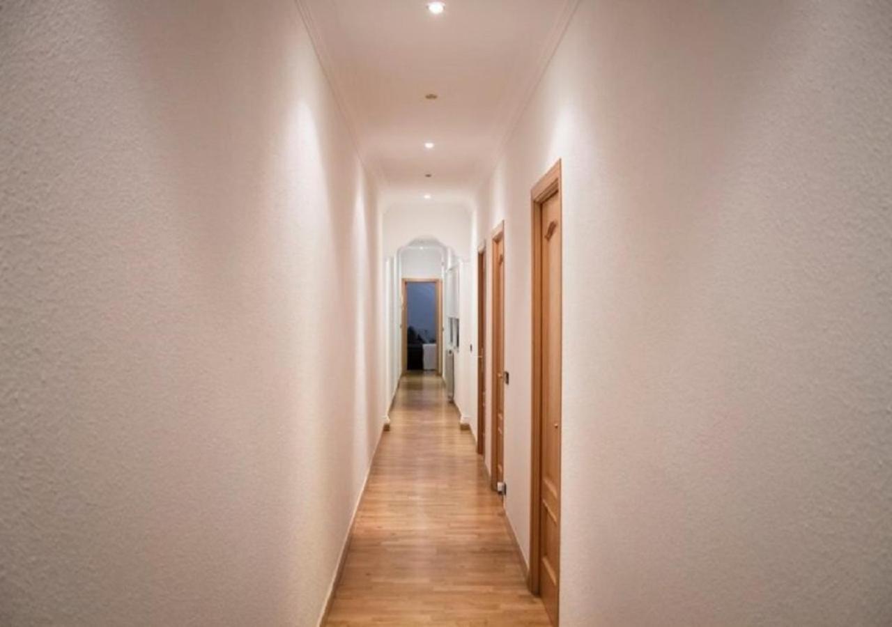Apartment En Carretas - Puerta Del Sol *